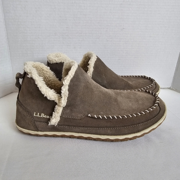 L.L.Bean Brown Suede Moccasins Plush Shearling Lined Size 10 - Picture 2 of 9